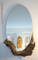 Spiegel mit Schwemmholzrahmen