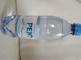 Mineralwasser 0,5 lt - acqua mineral - mineral water
