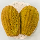 抹茶マドレーヌ