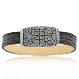 Geprägtes Lederarmband mit einer Schliesse in Silber aus der Herrenschmuck Kollektion Sahara der Goldschmiede OBSESSION Zürich und Wetzikon.