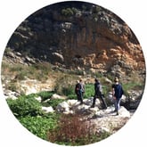 Wandelen, watersport, golf, hiken, klimmen, fietsen, wielrennen, zeilen, padel, tennis.