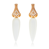 Ohrschmuck in Rotgold mit Mondsteinen und Brillanten aus der Eternity Kollektion der Goldschmiede OBSESSION Zürich und Wetzikon