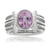 Schmuckring in Weissgold mit einem Spinell und Brillanten aus der Himalaja Kollektion der Goldschmiede OBSESSION in Zürich und Wetzikon.