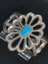 トゥーファストーン