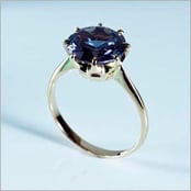 K18石座作り変え修復の合成アレキサンドライトリング