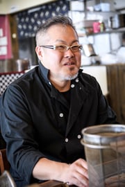 麺屋万太郎代表板場克也様