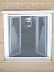 Mosquitera enrrollable