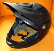 Helm Giro Remedy