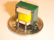 100円玉に乗るトランス