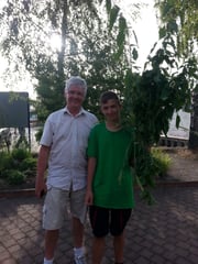 David mit Fluglehrer und A-Strauß