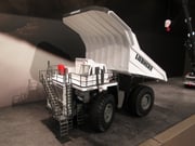 Liebherr T264 Muldenkipper von Conrad 1:50