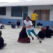 Der Workshop "Juegos Tradicionales", in welchem sich alles um traditionelle Spiele dreht. Foto: Cisol, Oktober 2013