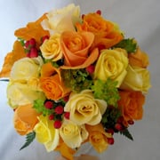 商品番号：WB-15　　商品名：ラウンドブーケ　　15,000円（税込）