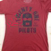 heat press vinyl on t shirt