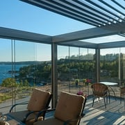 horeca terras, zonwering horeca, windscherm horeca, overkapping horeca, solis, zonwering amsterdam, zonwering haarlemmermeer