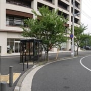 流山市生涯学習センターは、つくばエクスプレス：流山セントラルパーク駅から徒歩3分ほどの場所にあります。