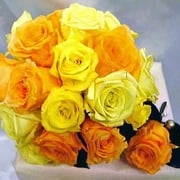 ￥13000（ブートニア込）  16×16x16　プリザーブドフラワーラウンドブーケ