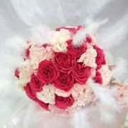 ￥15000（ブートニア込）  18×18x18　ラウンドカラーブーケ