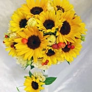 ￥10000（ブートニア込）  22×22x19　ラウンド