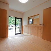 管理棟の受付ホールです。