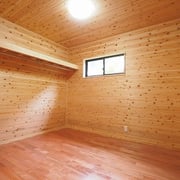 キッチンがあった場所が広い納戸になりました。