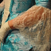 Manche en dentelle chantilly