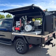 Ford Ranger Festaufbau mit Hufschmied-Innenausbau - Individueller Innenausbau für die Bedürfnisse von Hufschmieden