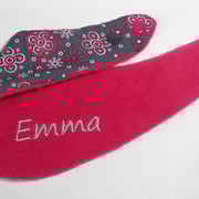 WHT Blümchen pink-rosa auf grau mit Fleece in himbeere