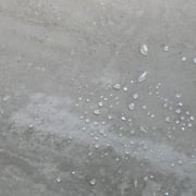 Boden aus Beton imprägniert.