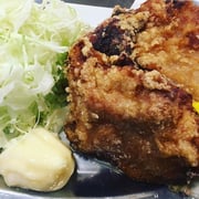  鶏の唐揚げ 1個 130円