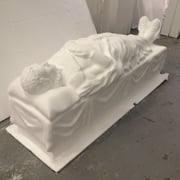 Si necesitas hacer un decorado con esculturas especiales en poliespan...