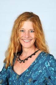 Susan Käslin Praxis für Atlaslogie Wald Zürcher Oberland Wetzikon Rückenschmerzen HWS Nackenschmerzen Kopfschmerzen Schleudertrauma Verspannungen