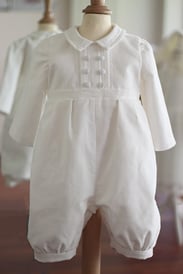 Barboteuse baptême bébé hiver en velours doublé polaire. Création française Fil de Légende. Boutique vêtements baptême bébé Paris, Neuilly-sur-Seine.