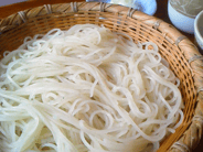 ▲ 季節の変わりそば　880円