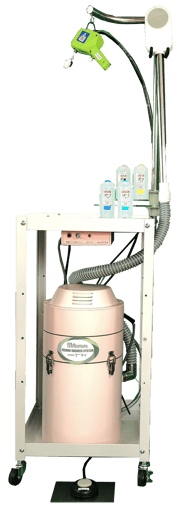 シミ抜き台RS225の写真。新商品、新発想の立体式シミ抜き機。業界初の立体型シミ抜き機で、ハンガーアップしたままシミ抜き作業ができます、吊ったままの作業のため余計なシワが気になりません