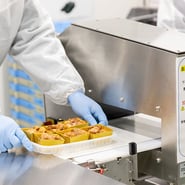 異物混入対策の金属探知機