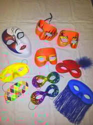 Diverse Masken, Fr. 2.- / 6.-