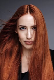 MONIKA HELM – Farbanalyse