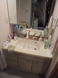 洗面化粧台　　リフォーム前  佐倉市　スリーエイトホーム　千葉