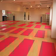 ヨギフィール千川　スタジオ　豊島区　千早