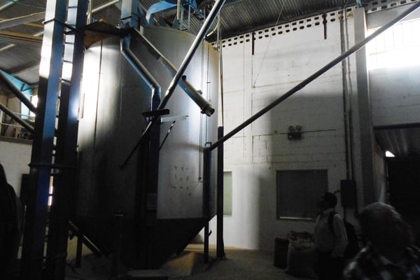 Silo - fertig verarbeiteter Roh-Kaffee