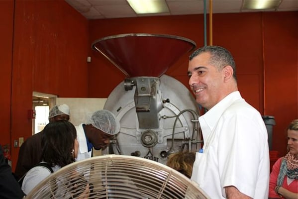 Jason und die beiden Röster am 22 kg Probat