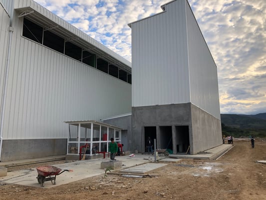 Hier werden bald über eine halbe Million Kaffeesäcke für den Export bereit gestellt..