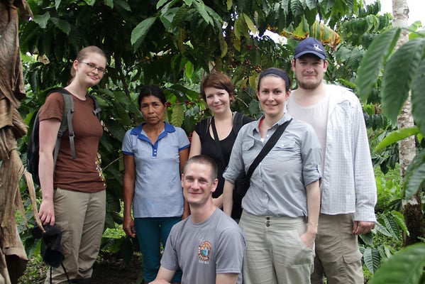 Kira, Robustabäuerin Rosaria der Jatari, Pingo, Luzia, Dina, Reto