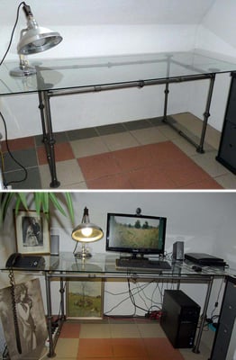 Durch die Glasplatte wirkt das Tischgestell aus Temperguss Rohren und Fittings ganz besonders. Alles aus den günstigen Rohren bis max. 300 mm gefertigt. | (c) S. Daum