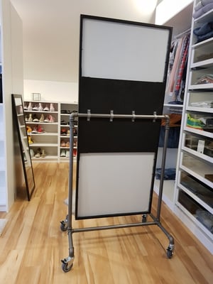 Vorne Spiegel, hinten Halter aus Rohren und Fittings. Der Spiegel wird mir Rohrschellen gehalten. | (c) D. Hermanns