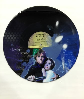 Discos de vinilo pintados en acrílico con acabado en resina / DISPONIBLE