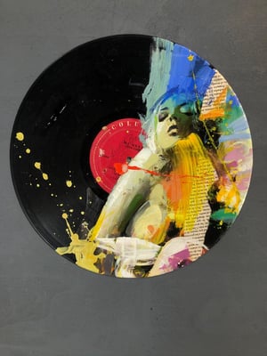 Discos de vinilo pintados en acrílico con acabado en resina / DISPONIBLE