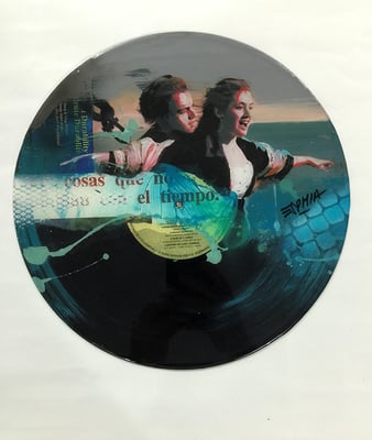 Discos de vinilo pintados en acrílico con acabado en resina / DISPONIBLE