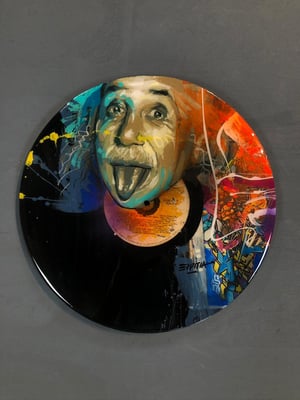 Discos de vinilo pintados en acrílico con acabado en resina / DISPONIBLE